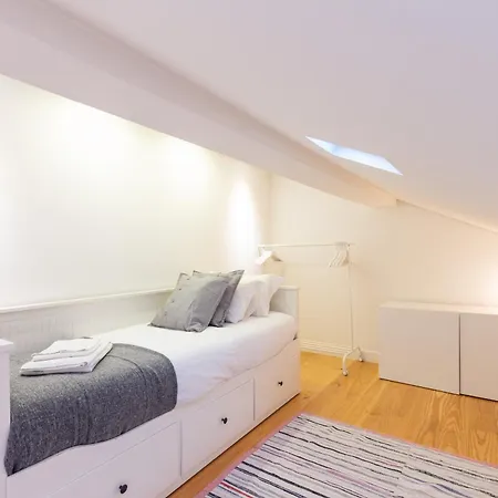 Charming Graca Apartment, Centre, Ttl354 Lisbona